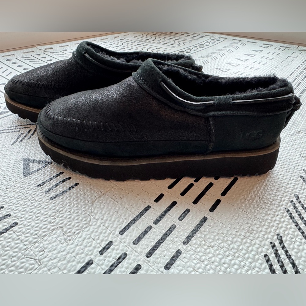 UGG men’s Campfire slip on suede slipper shoes